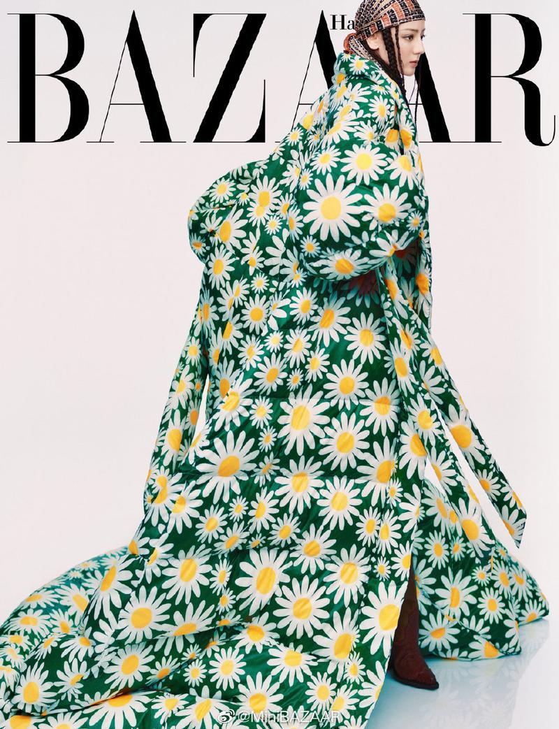 最新行程丨迪丽热巴登《时尚芭莎》电子刊封面 身着绚丽色彩开启一段